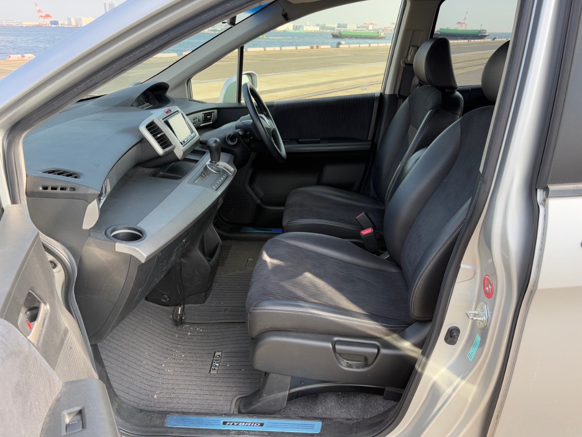 2013 Honda Freed thumbnail