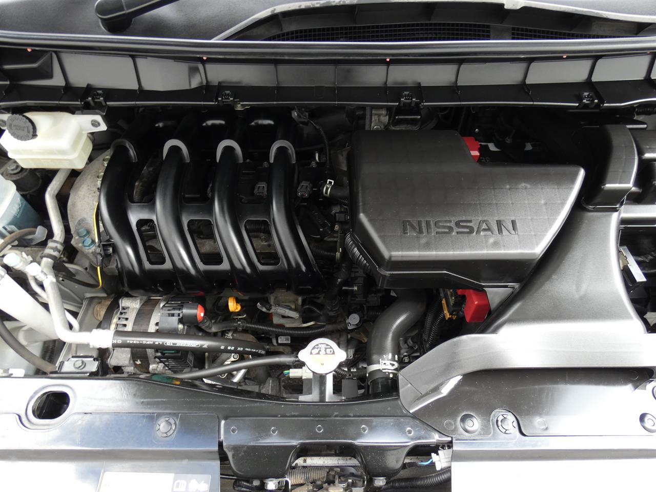 2018 Nissan SERENA thumbnail