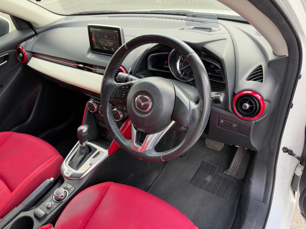 2015 Mazda Demio thumbnail