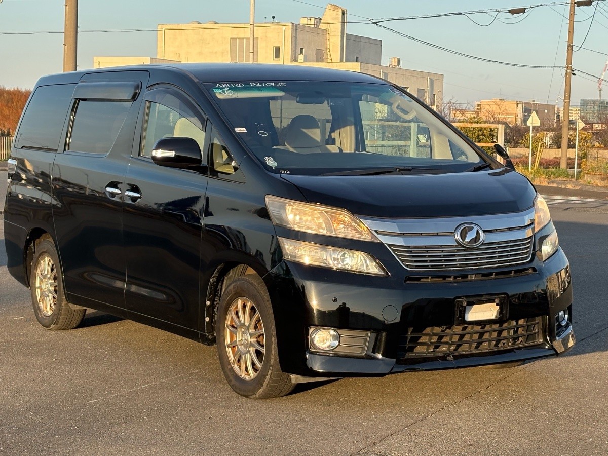 2012 Toyota Vellfire thumbnail