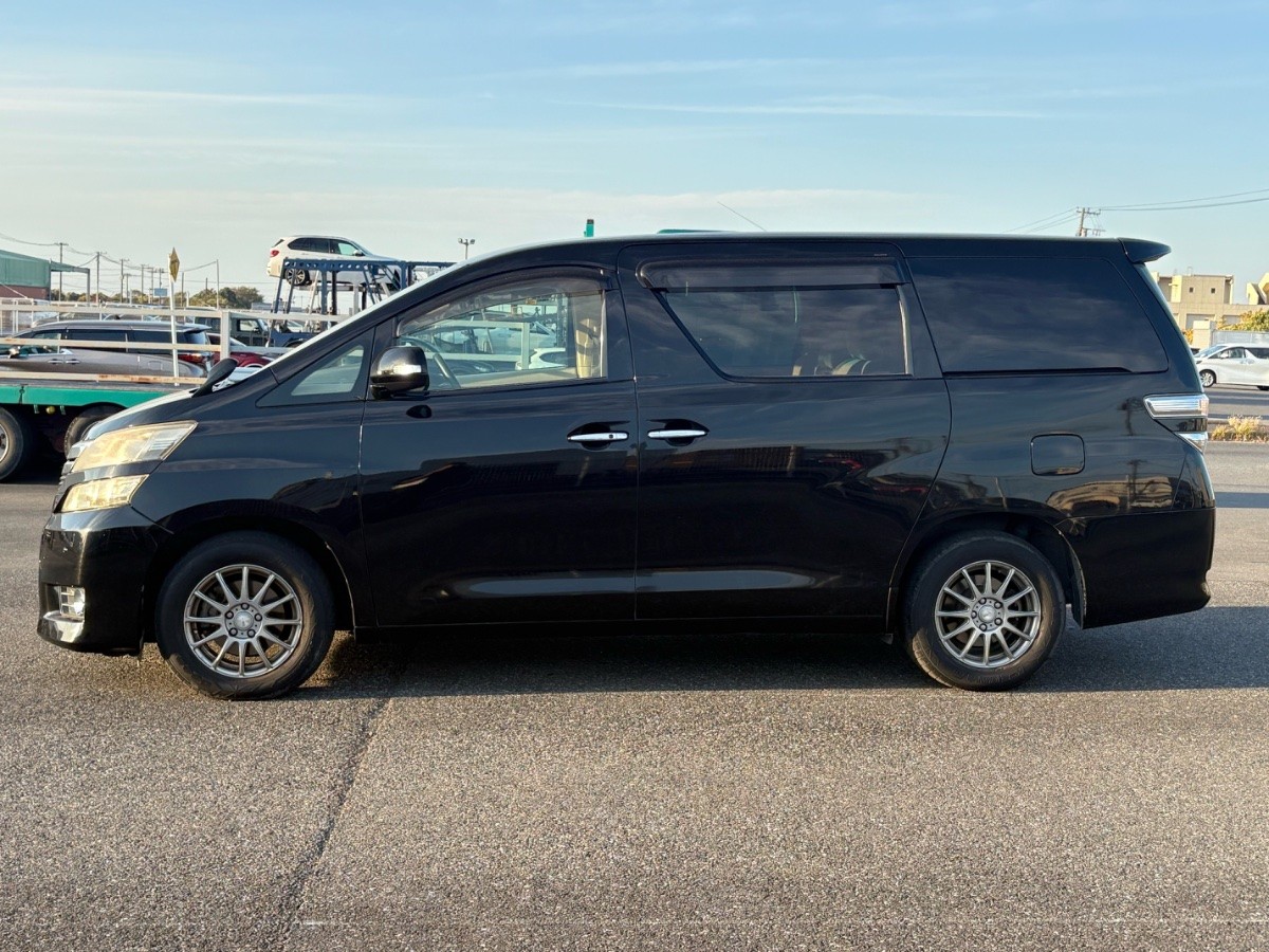 2012 Toyota Vellfire thumbnail