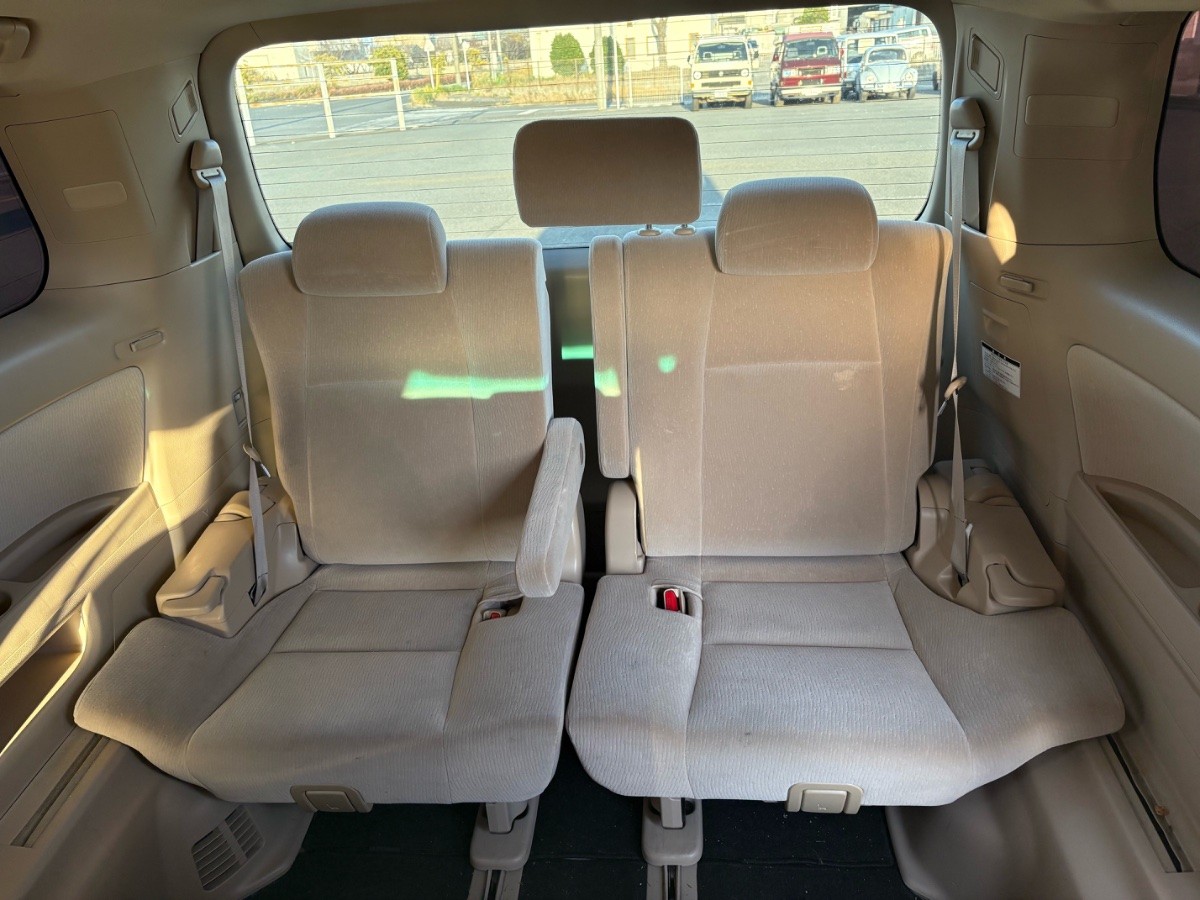 2012 Toyota Vellfire thumbnail