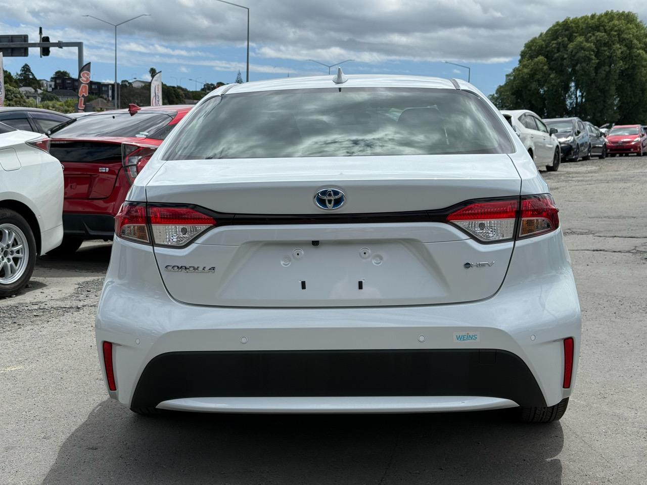 2025 Toyota Corolla thumbnail