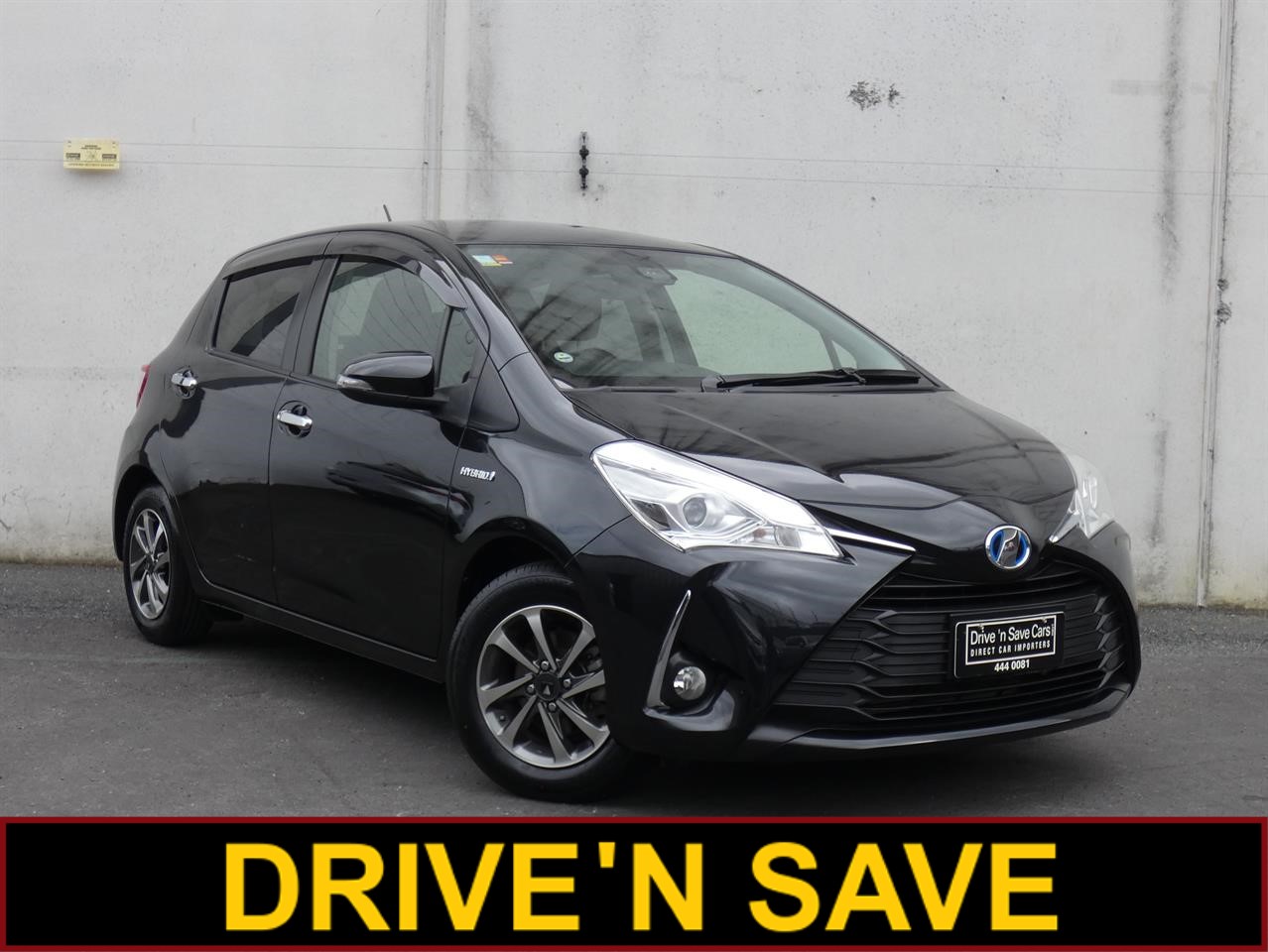 2017 Toyota VITZ