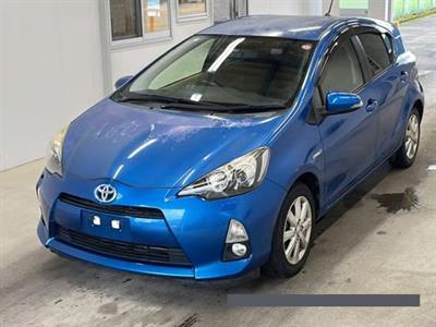 2014 Toyota Aqua thumbnail