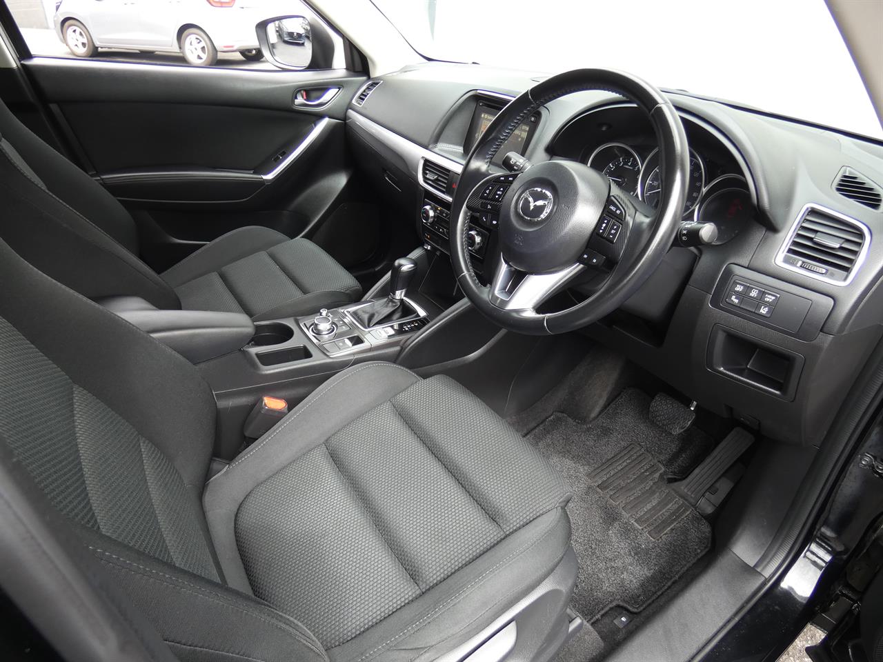 2016 Mazda CX-5 thumbnail