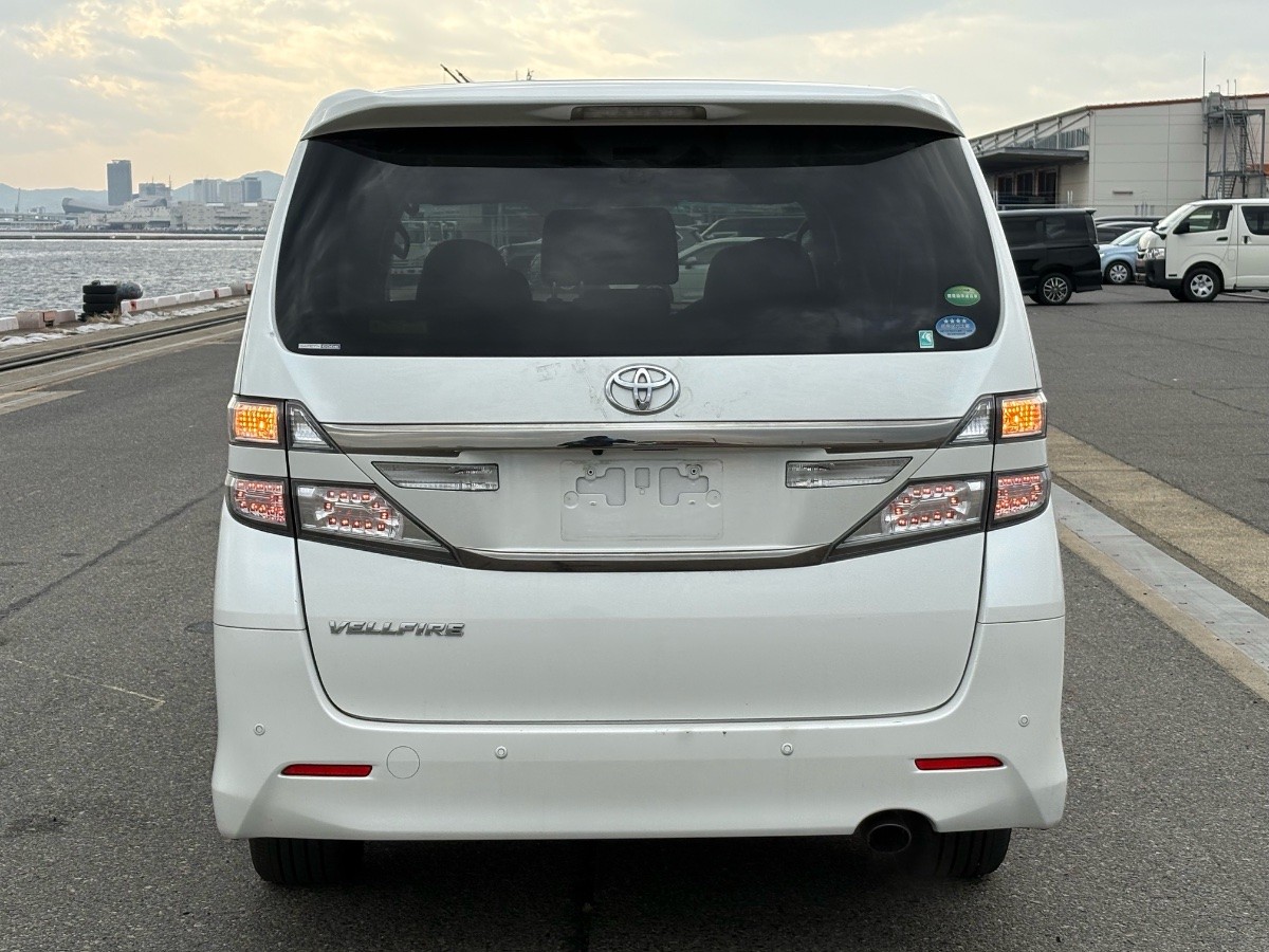 2012 Toyota Vellfire thumbnail
