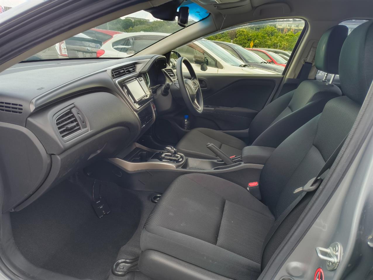 2019 Honda Grace thumbnail