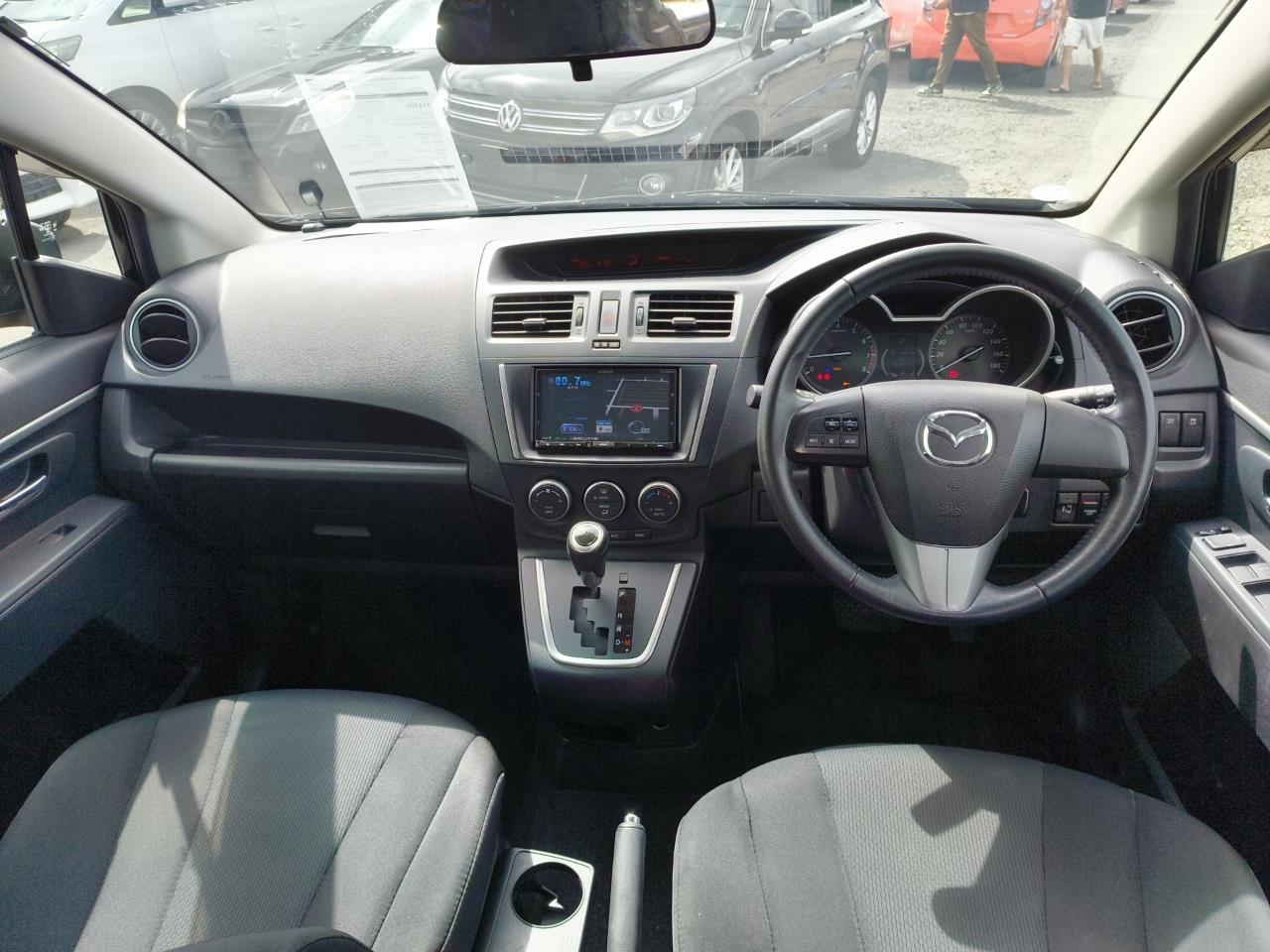 2013 Mazda Premacy thumbnail