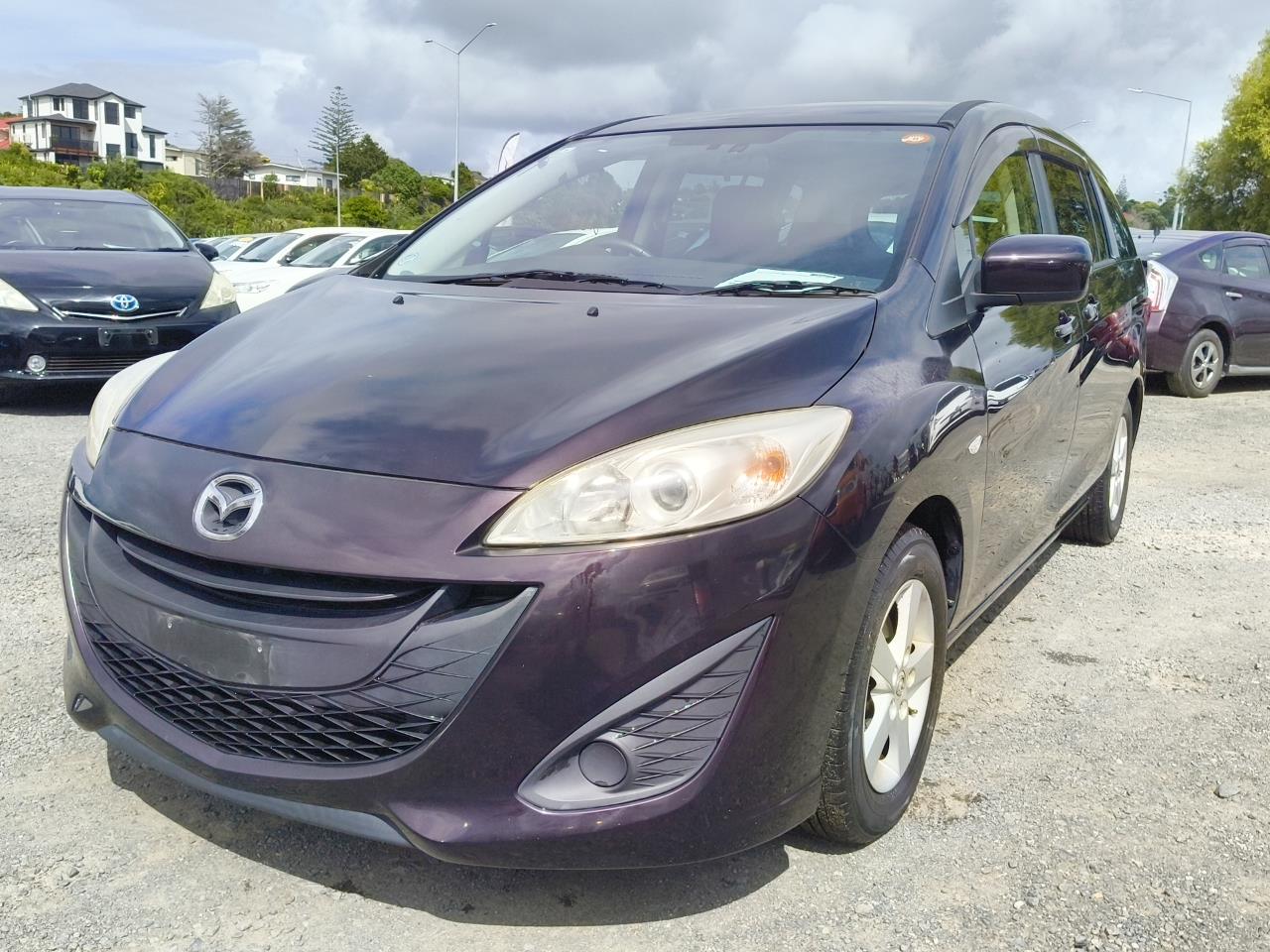2013 Mazda Premacy thumbnail