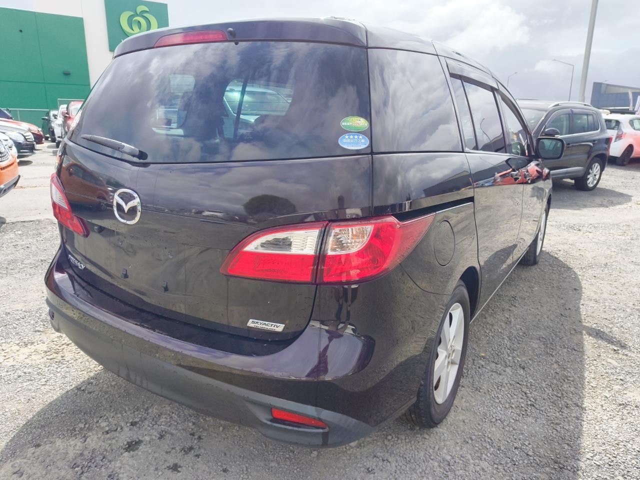 2013 Mazda Premacy thumbnail
