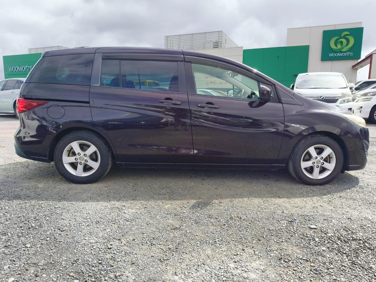 2013 Mazda Premacy thumbnail