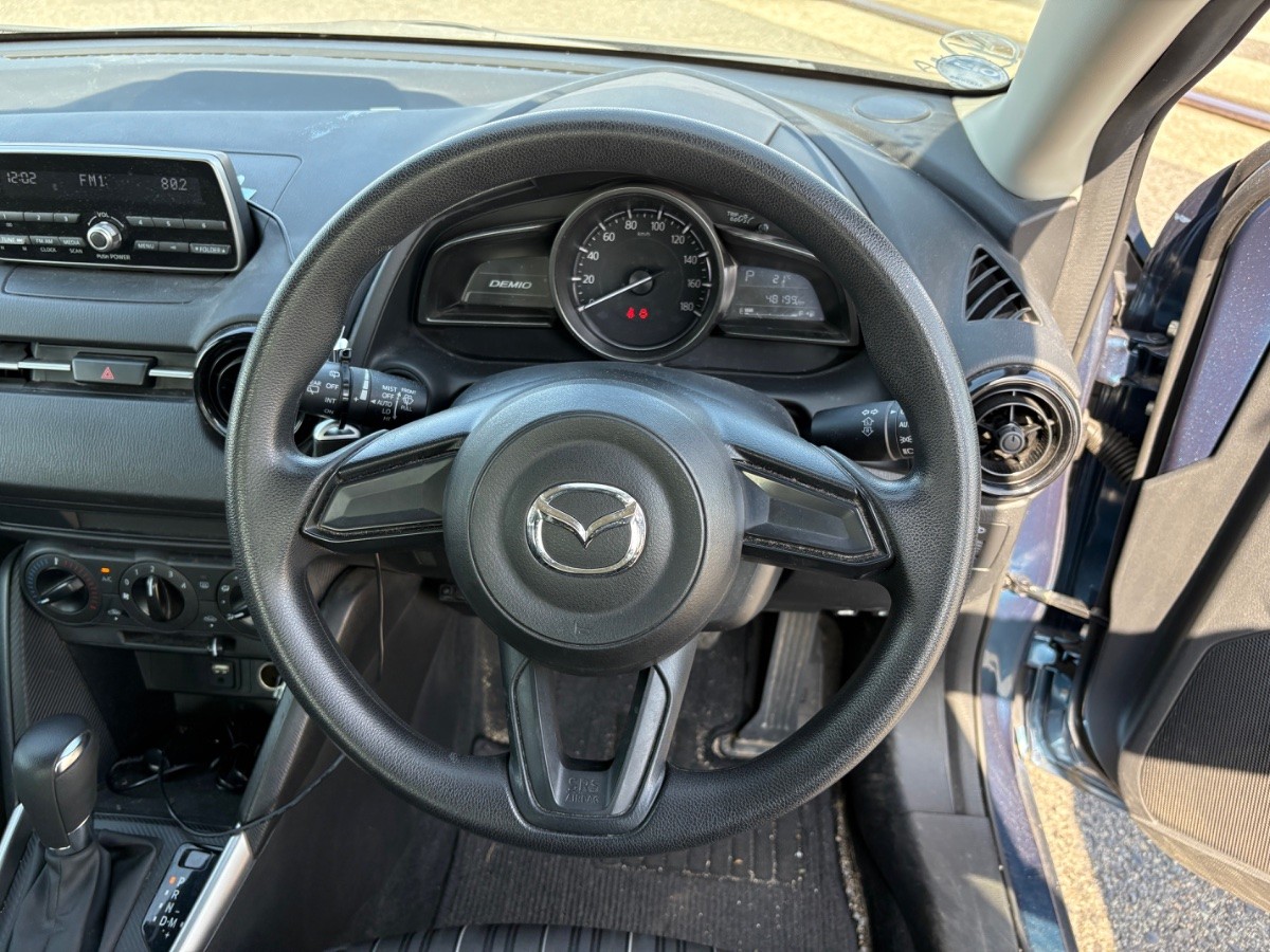 2017 Mazda Demio thumbnail
