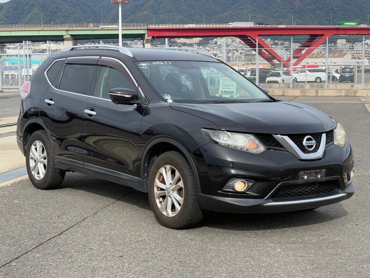 2015 Nissan X-Trail thumbnail