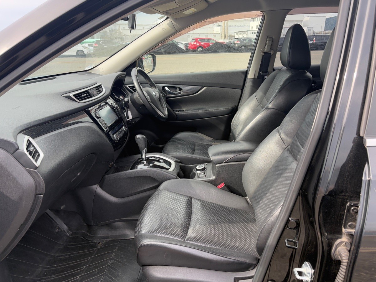 2015 Nissan X-Trail thumbnail