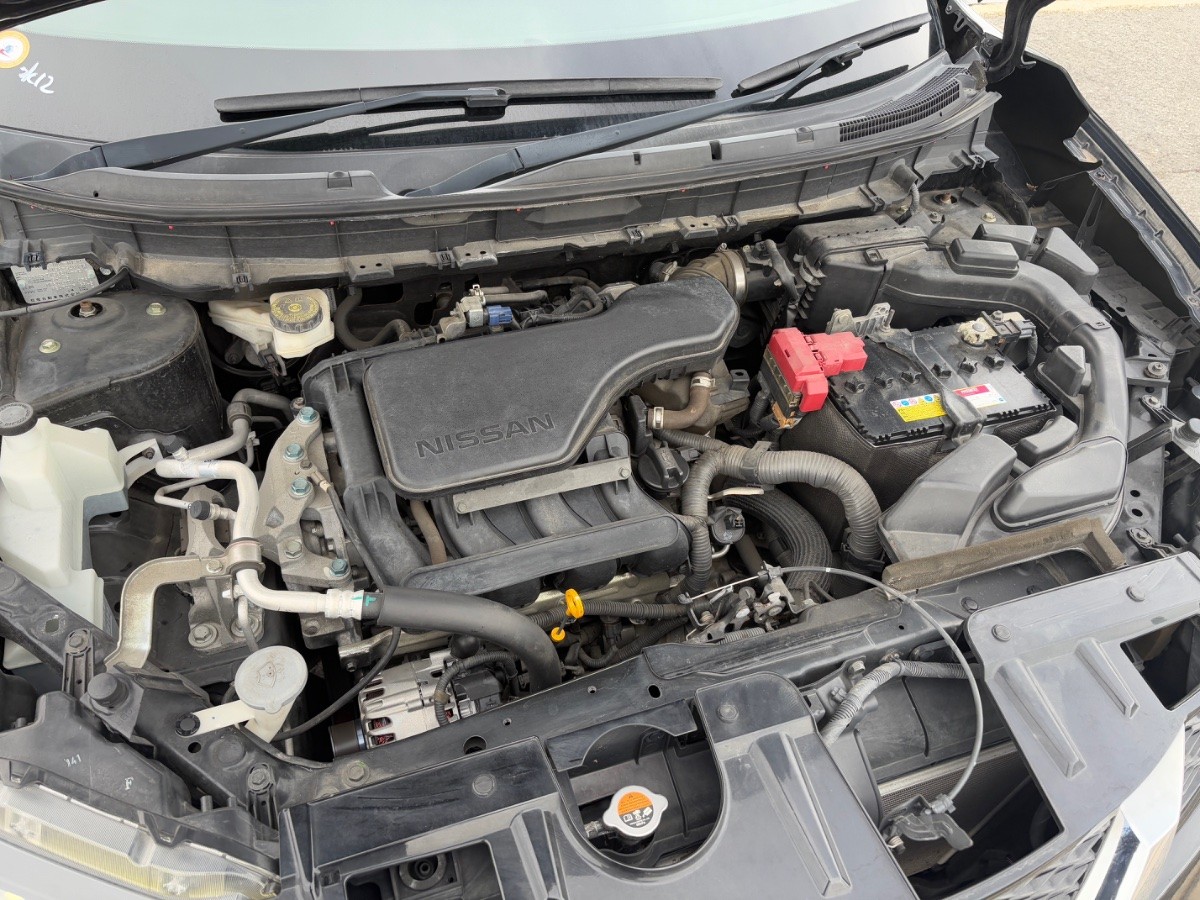 2015 Nissan X-Trail thumbnail