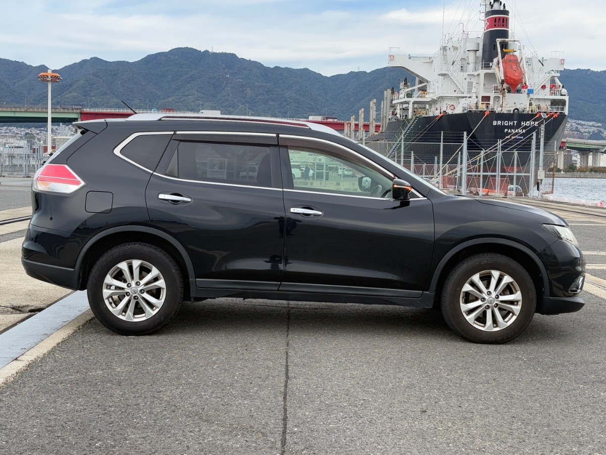 2015 Nissan X-Trail thumbnail