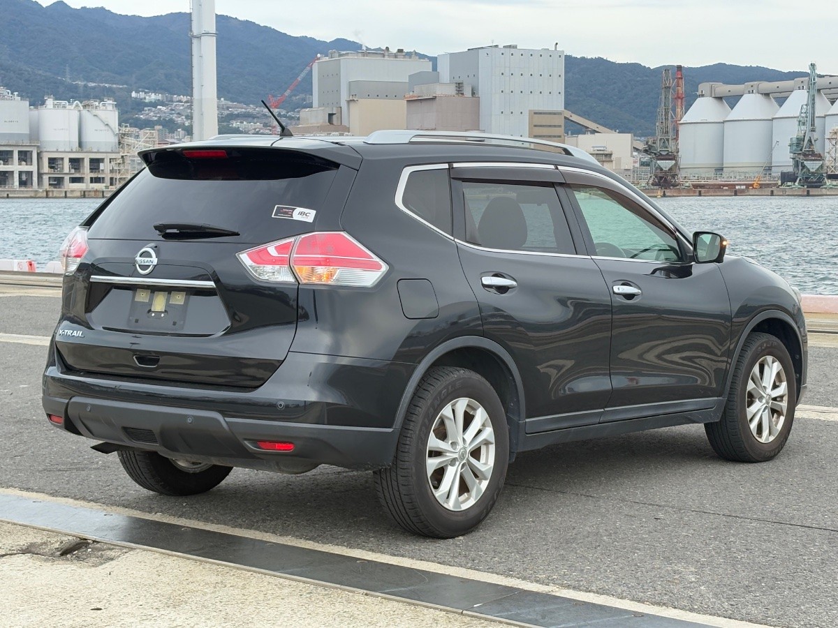 2015 Nissan X-Trail thumbnail