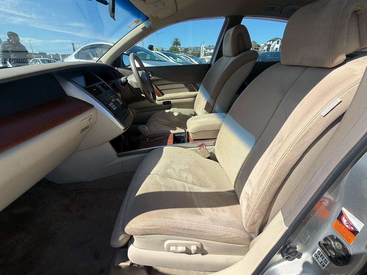 2004 Nissan Teana thumbnail