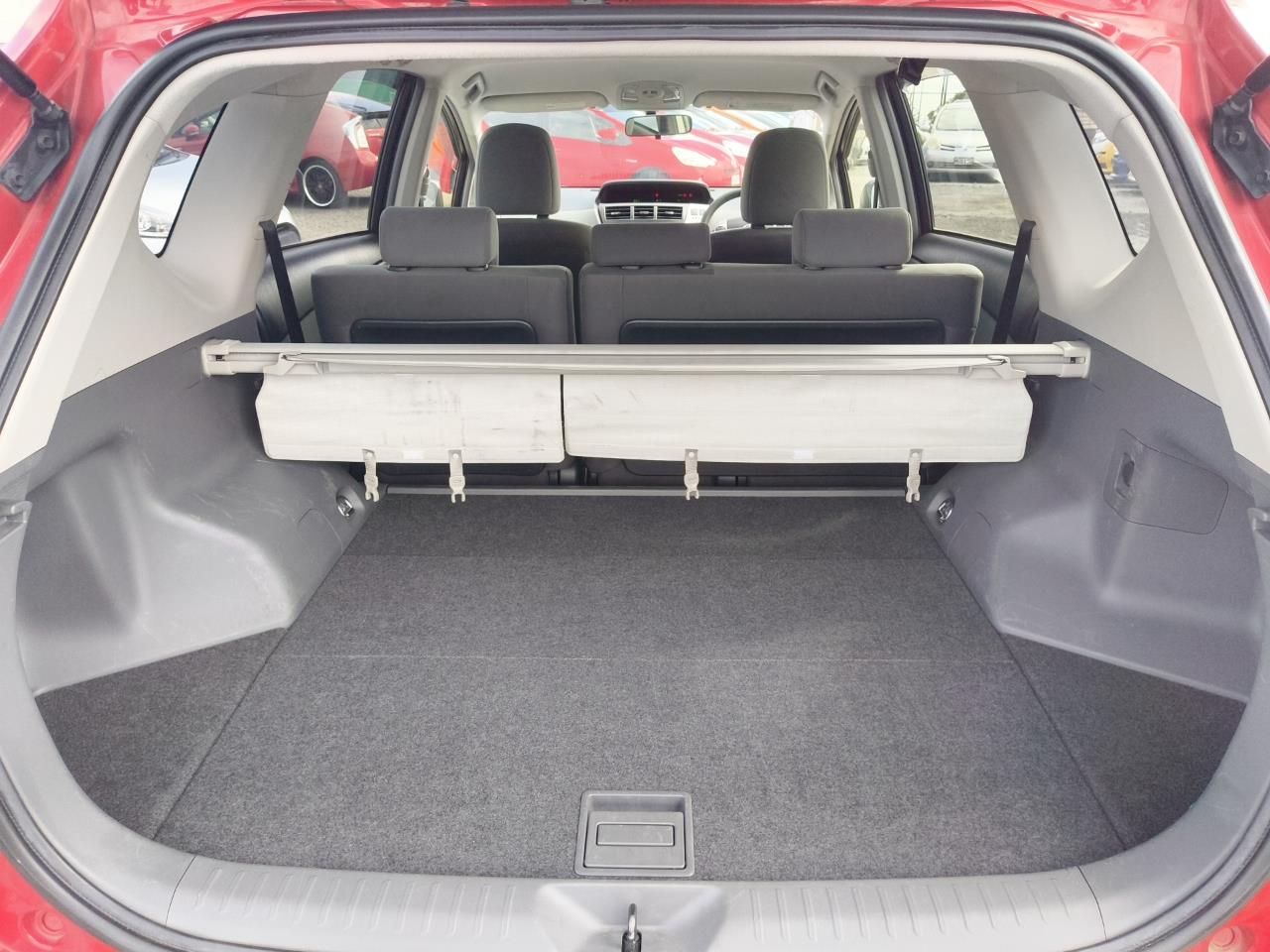 2012 Toyota Prius thumbnail