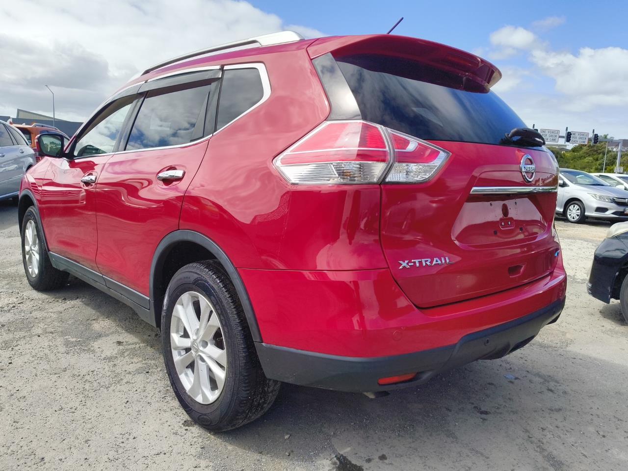 2016 Nissan X-Trail thumbnail