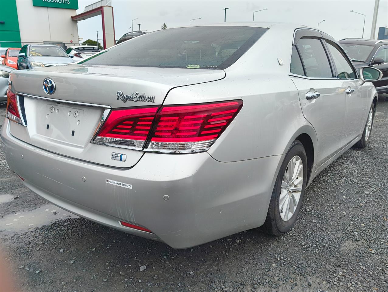 2013 Toyota Crown thumbnail