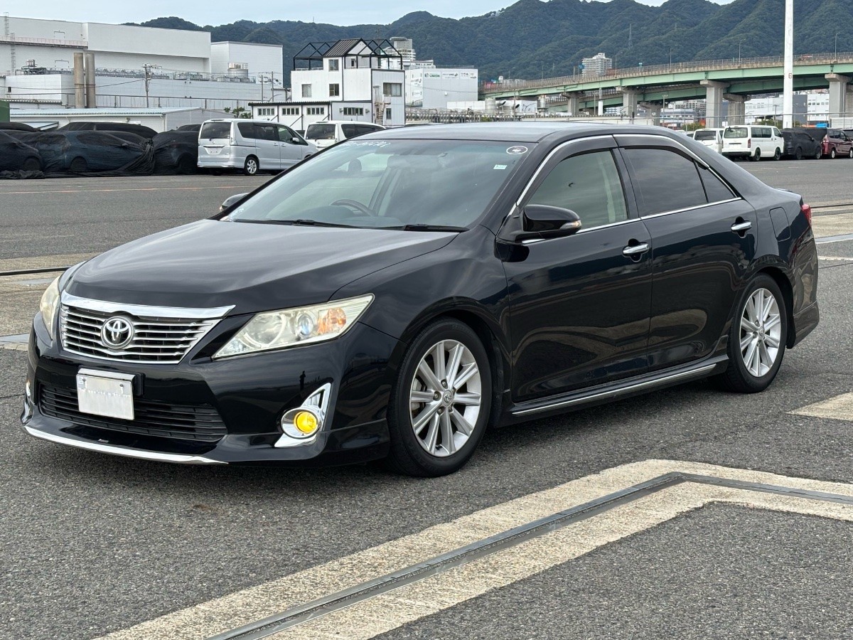 2012 Toyota Camry thumbnail