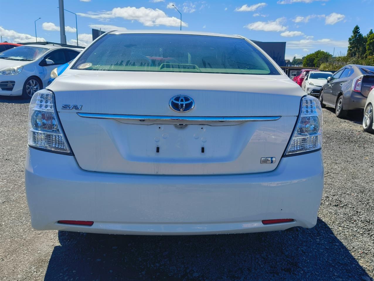 2012 Toyota Sai thumbnail
