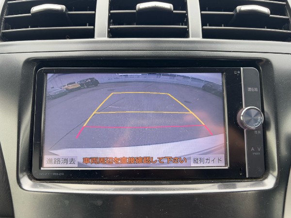 2014 Toyota Prius thumbnail
