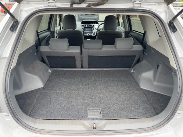 2014 Toyota Prius thumbnail