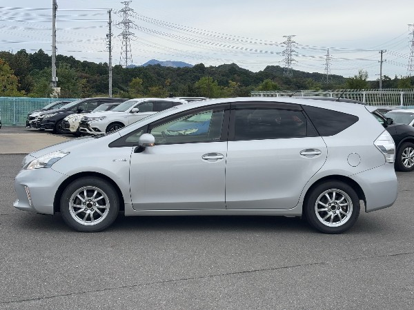 2014 Toyota Prius thumbnail