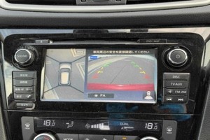2015 Nissan X-Trail thumbnail