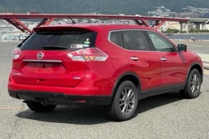 2015 Nissan X-Trail thumbnail