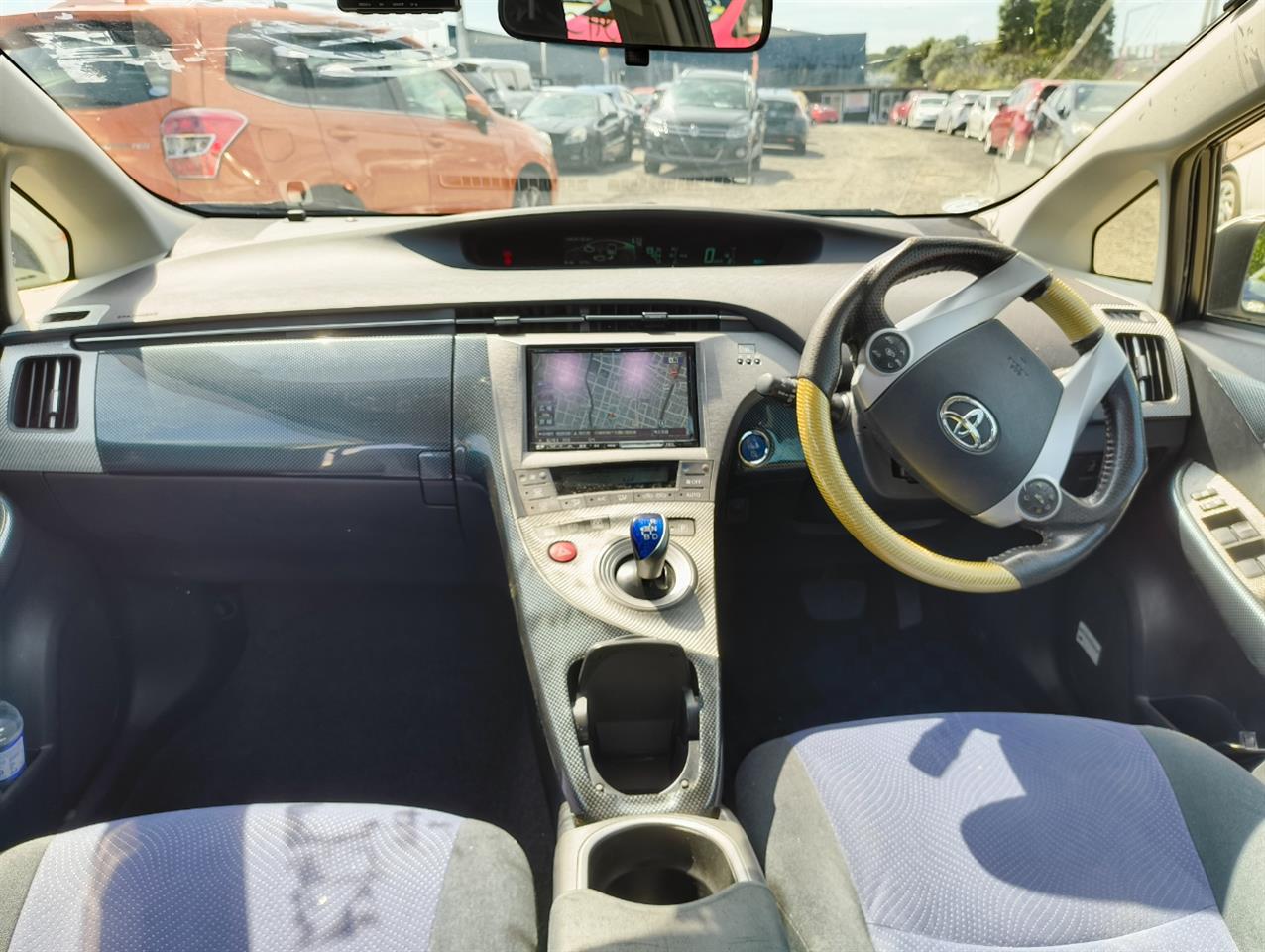 2013 Toyota Prius thumbnail