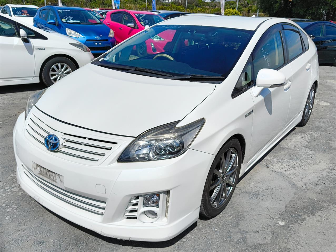 2013 Toyota Prius thumbnail